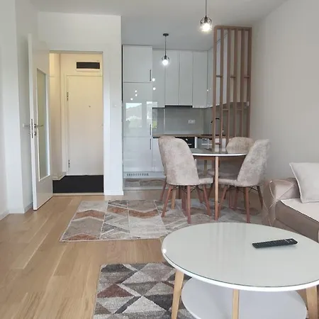 Διαμέρισμα 22 *